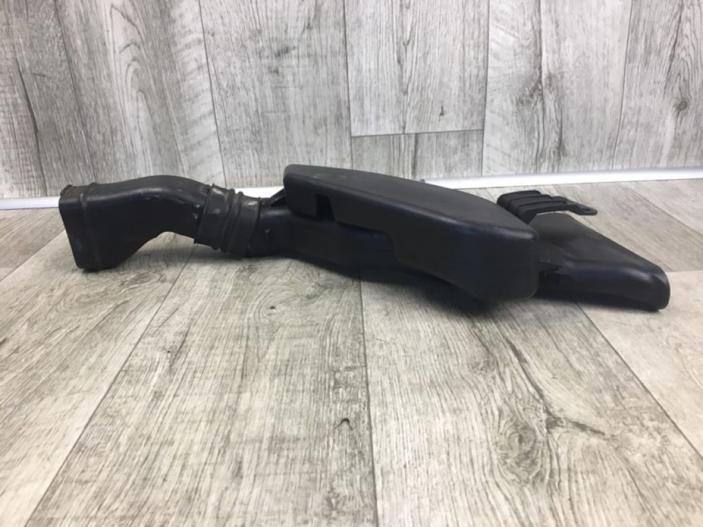 1505A090 | Повітрозабірник MITSUBISHI OUTLANDER XL 05-13 - Фото 4