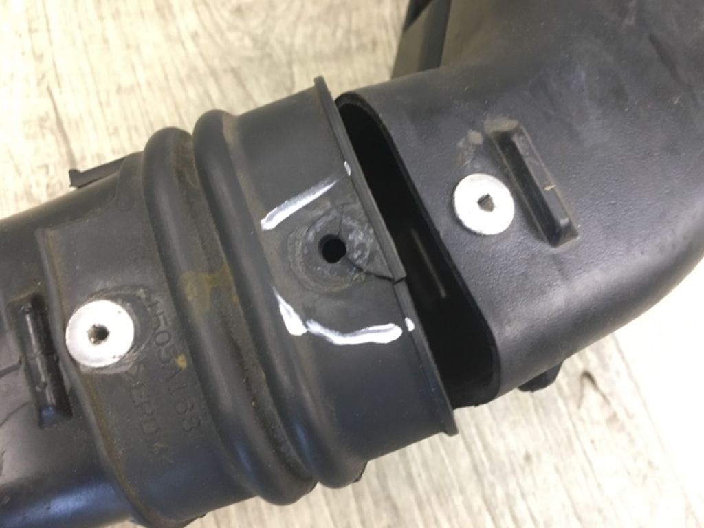 1505A090 | Повітрозабірник MITSUBISHI OUTLANDER XL 05-13 - Фото 7