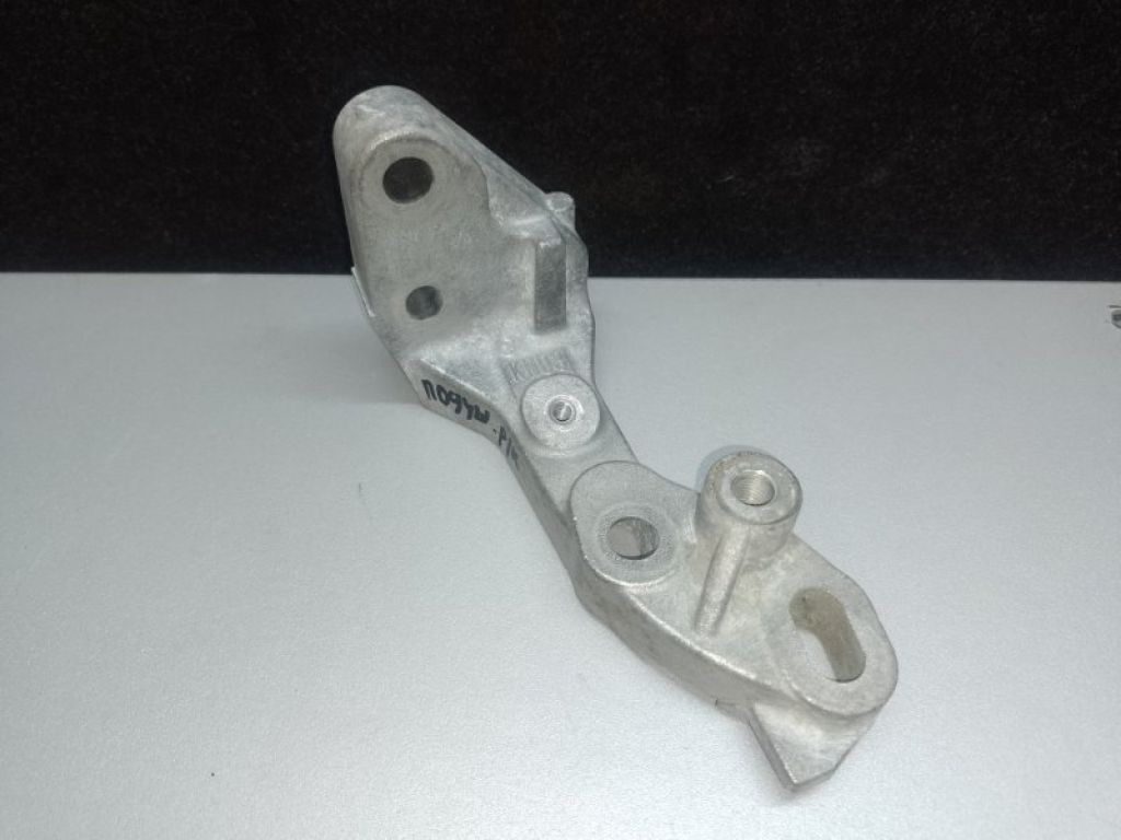 KN03-27-870 | Подушка раздаточной коробки MAZDA CX-5 (KF) 16-21