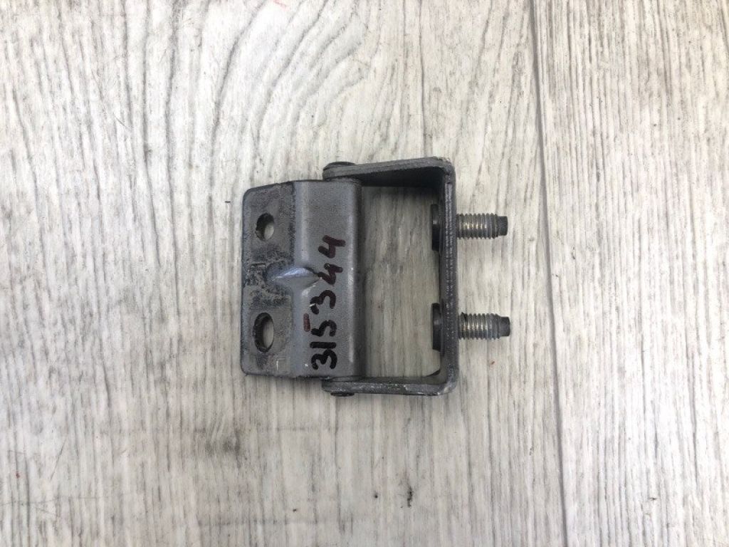 90400-6MA0A | Петля кришки багажника NISSAN QASHQAI/ROGUE SPORT 14- - Фото 2