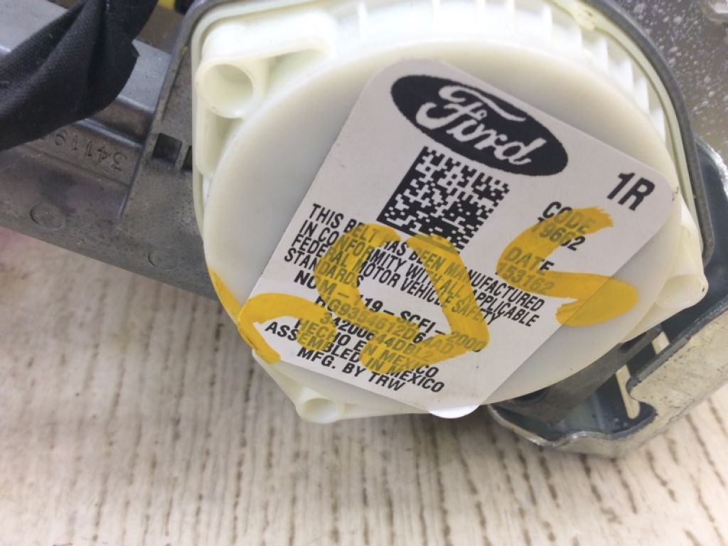 HG9Z-54611B08-AA | Ремень безопасности передн. прав. FORD FUSION 14- - Фото 2