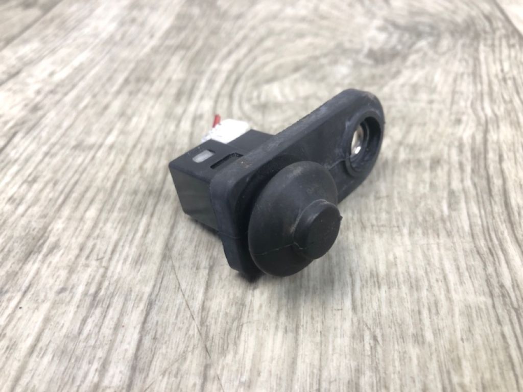 935601M500 | Датчик відкриття дверей KIA FORTE/CERATO TD 08-13 - Фото 2