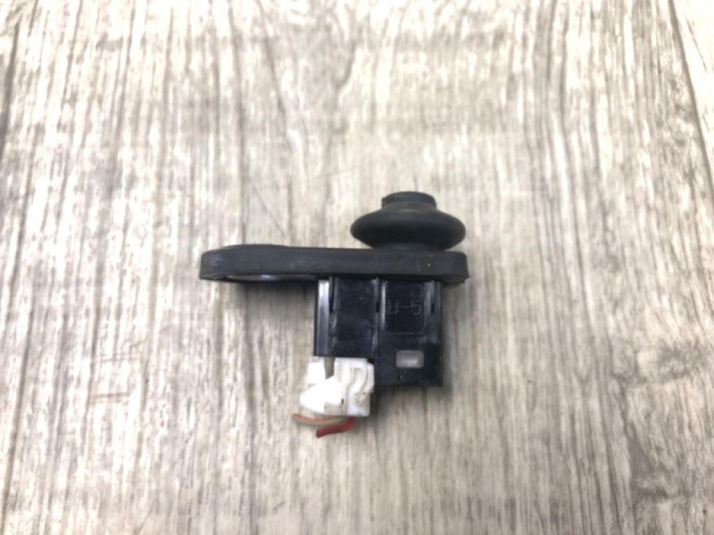 935601M500 | Датчик відкриття дверей KIA FORTE/CERATO TD 08-13 - Фото 4