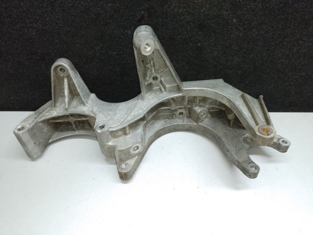 022 260 087 F | Кронтейн генератора VOLKSWAGEN TOUAREG 02-10 - Фото 2