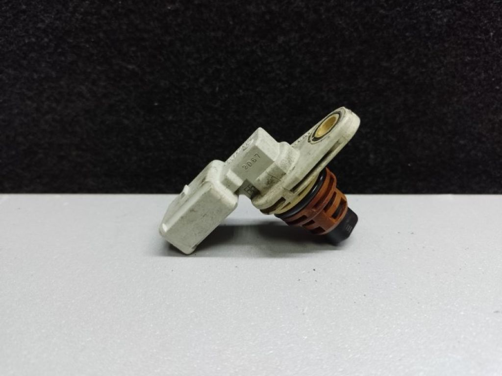 030 907 601 E | Датчик положения распредвала VOLKSWAGEN TOUAREG 02-10