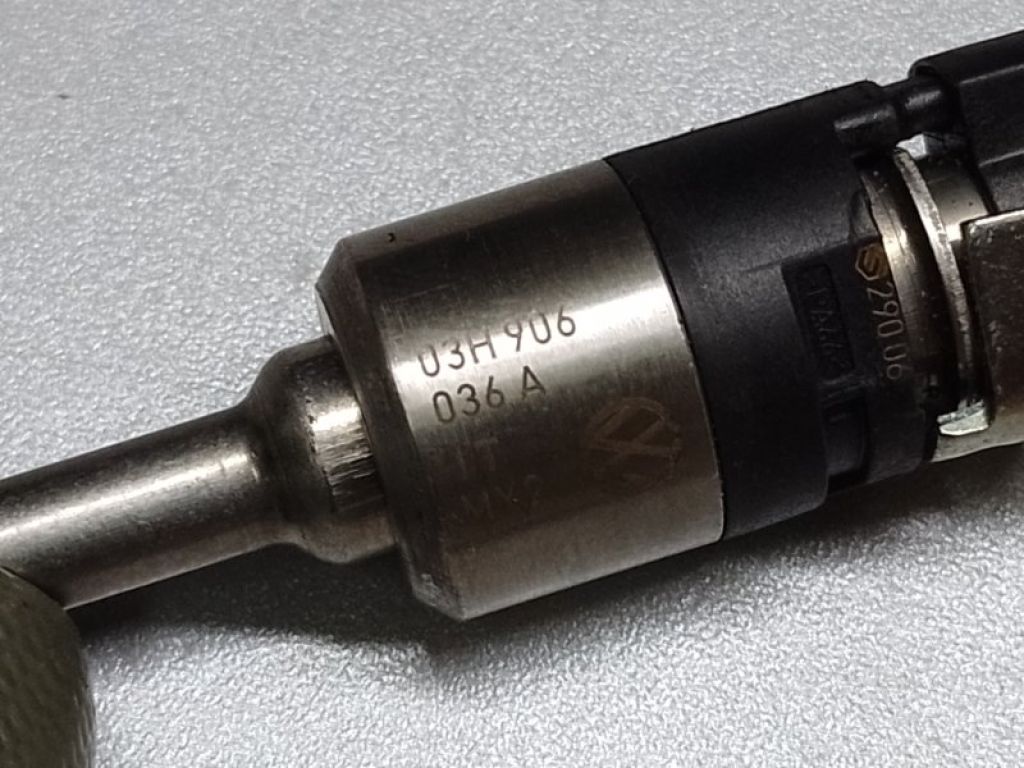03H 906 036 A | Форсунка топливная VOLKSWAGEN TOUAREG 02-10 - Фото 3