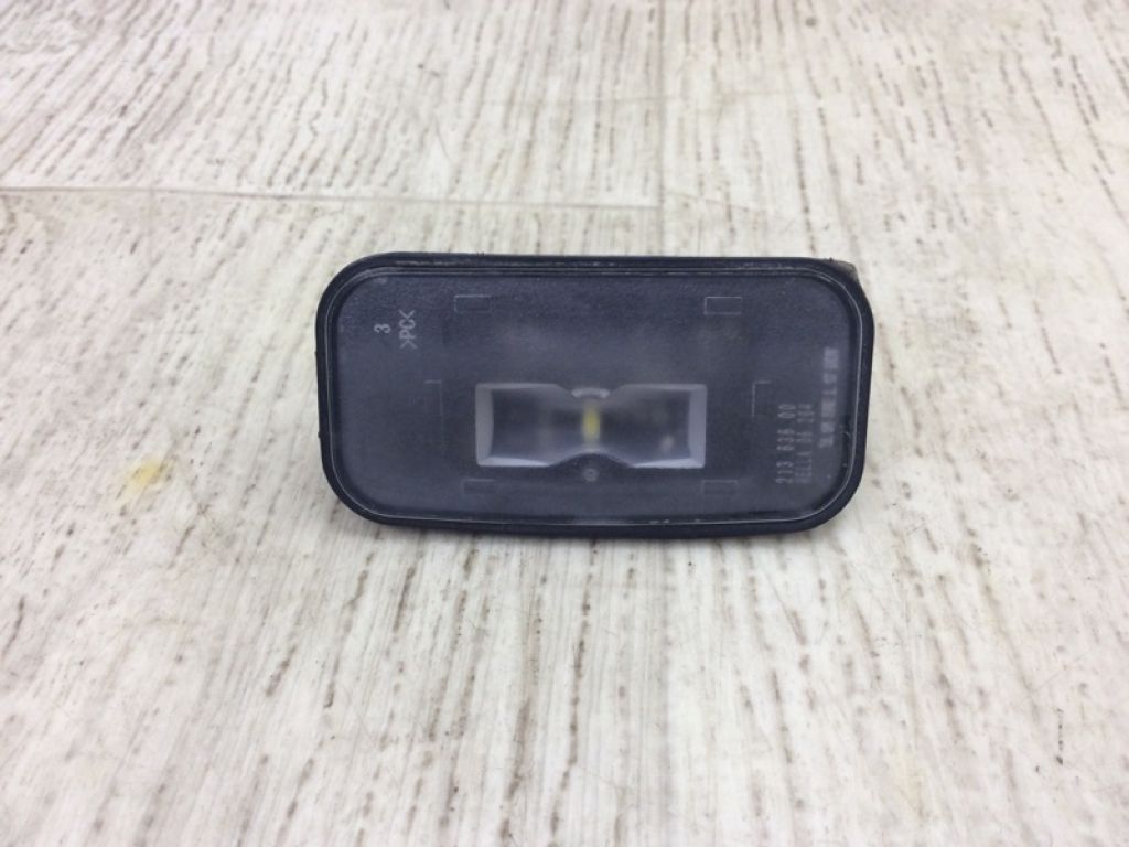 8120406030 | Подсветка номера TOYOTA CAMRY 70 17-