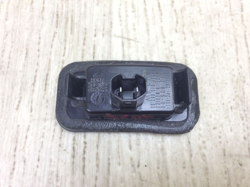 8120406030 | Подсветка номера TOYOTA CAMRY 70 17- - Фото 2