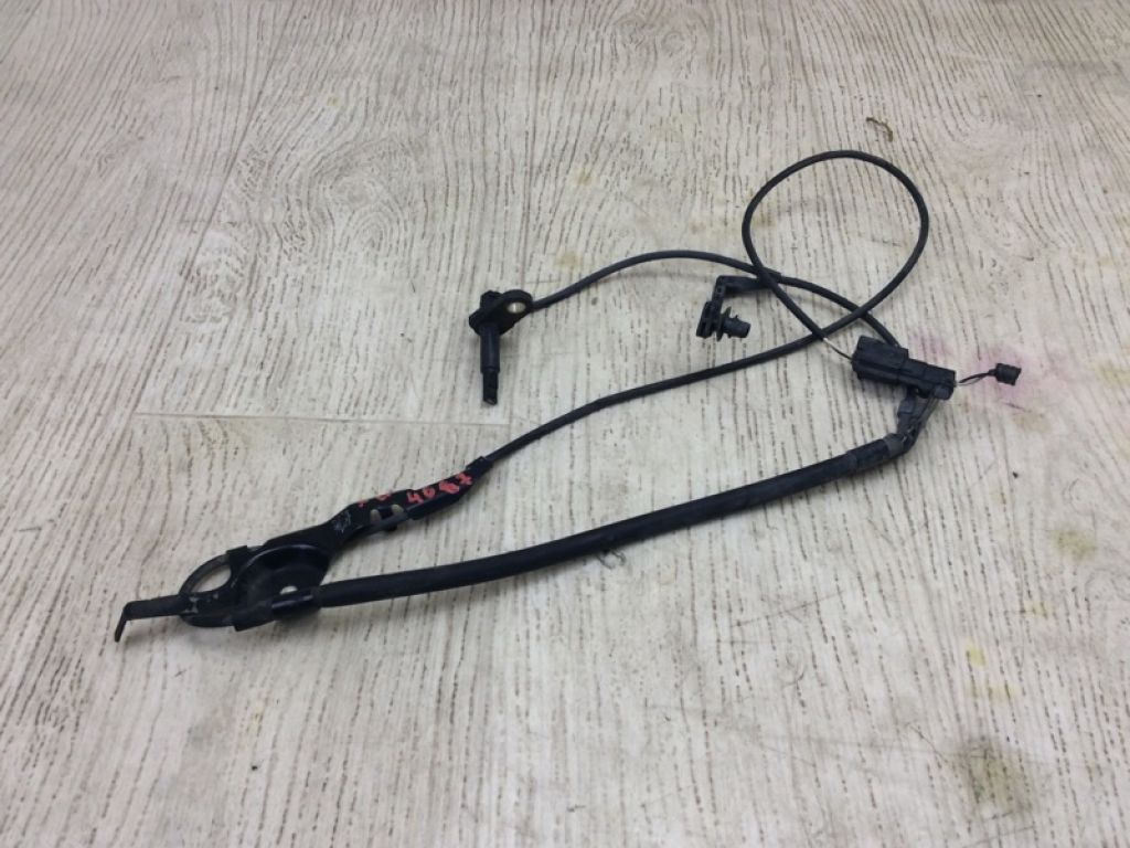 8954206081 | Датчик ABS передн. прав. TOYOTA CAMRY 70 17-