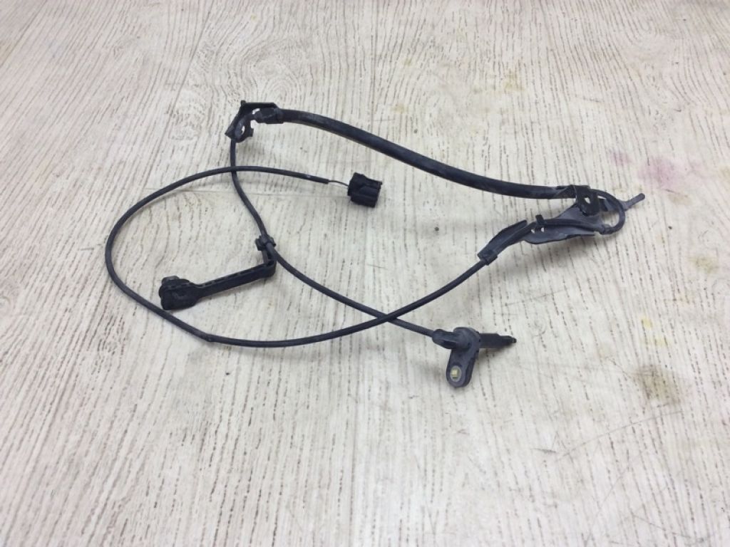 8954306081 | Датчик ABS передн. лів. TOYOTA CAMRY 70 17-