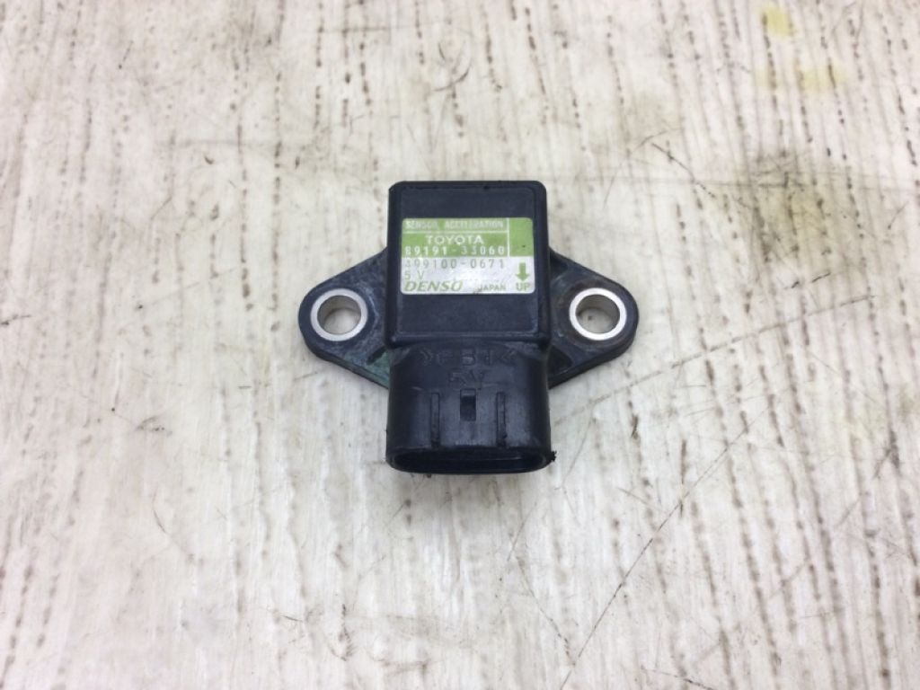 8919133060 | Датчик прискорення LEXUS ES350 06-12