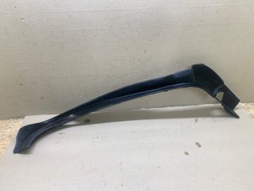 Накладка отвору багажника задн. прав. LEXUS RX350/450 09-15