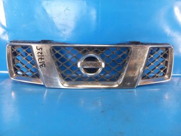 Решітка радіатора NISSAN PATHFINDER R51 04-14