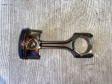 Шатун VOLKSWAGEN JETTA USA 10-17