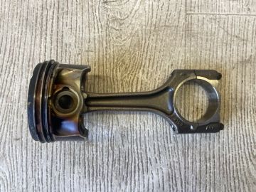 Шатун VOLKSWAGEN JETTA USA 10-17