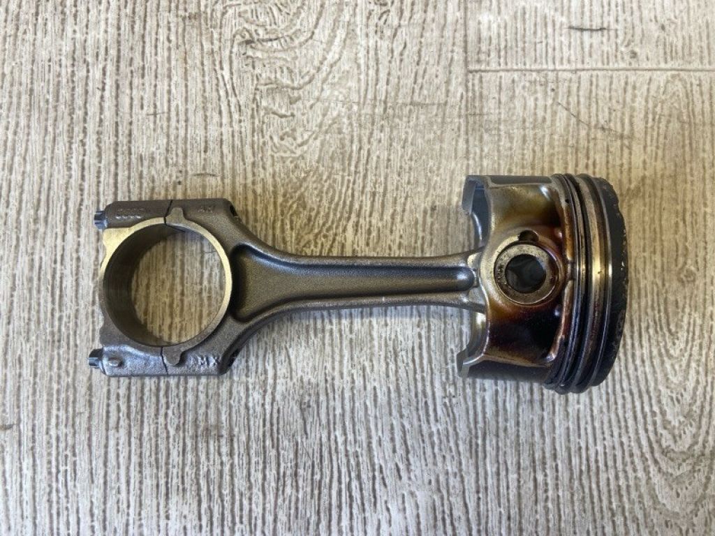 06K198401F | Шатун VOLKSWAGEN JETTA USA 10-17 - Фото 2