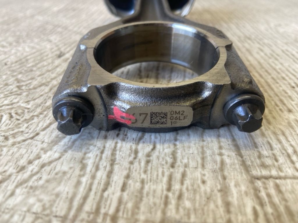 06K198401F | Шатун VOLKSWAGEN JETTA USA 10-17 - Фото 3