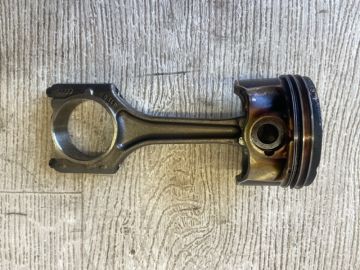 Шатун VOLKSWAGEN JETTA USA 10-17