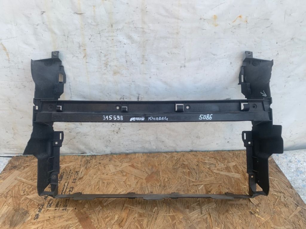 7L6 121 333 F | Дефлектор радіатора VOLKSWAGEN TOUAREG 02-10