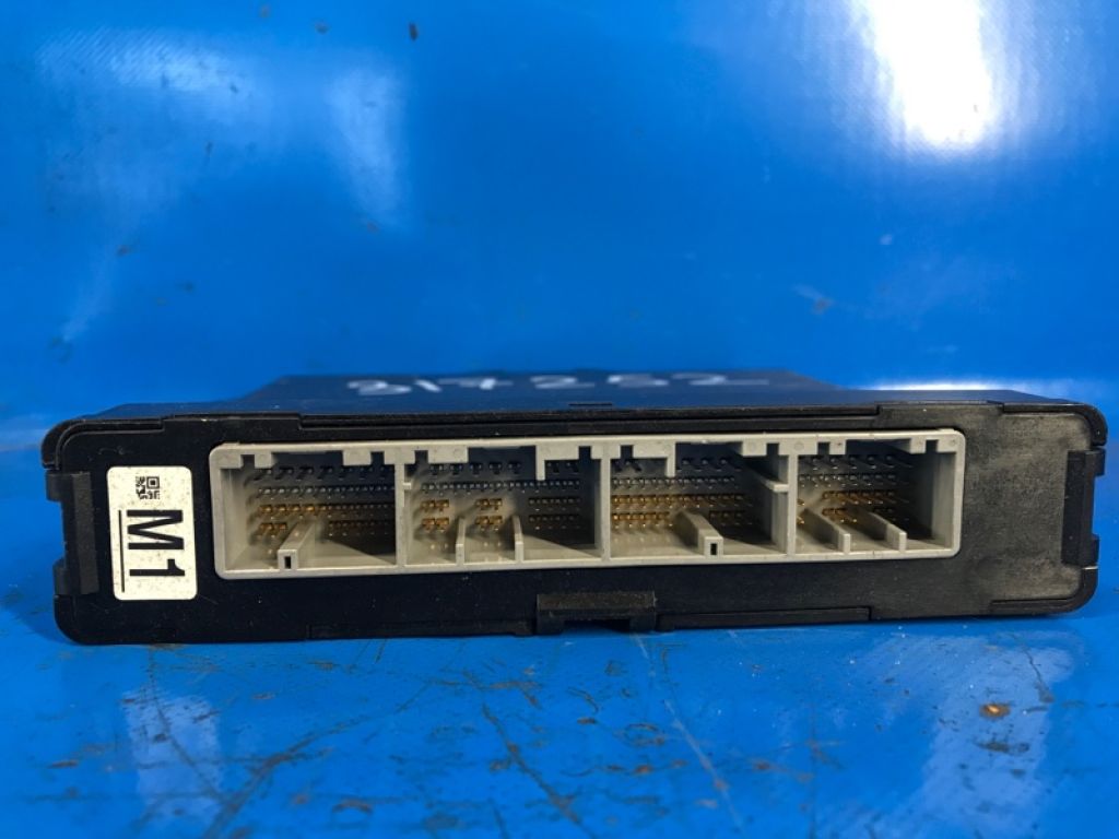 8968147300 | Блок електронний TOYOTA PRIUS - 30 09-17 - Фото 4