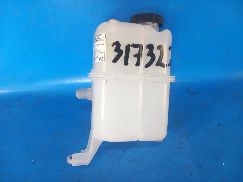 G92A047010 | Розширювальний бачок інвертора TOYOTA PRIUS - 30 09-17