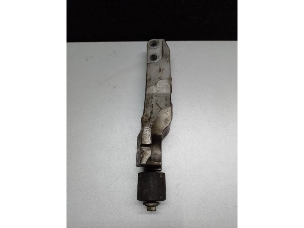 11272-EG30A | Кронштейн опоры двигателя INFINITI M35/M45 04-10 - Фото 3