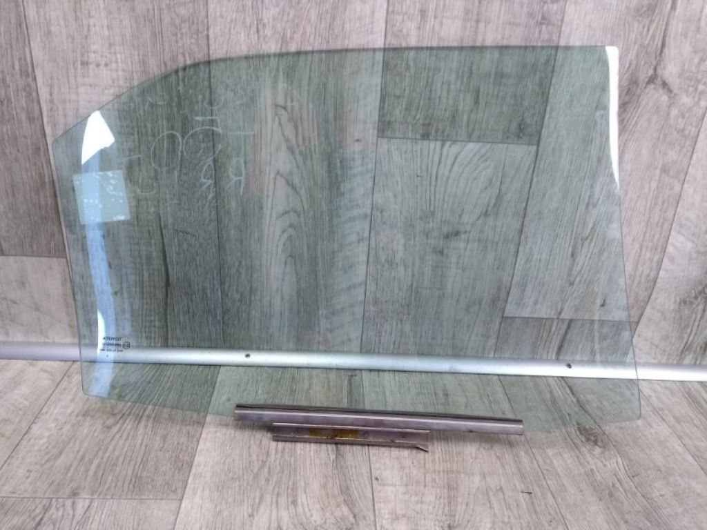 68114-33170 | Скло дверей задн. лів. TOYOTA CAMRY 50 12-15 - Фото 2