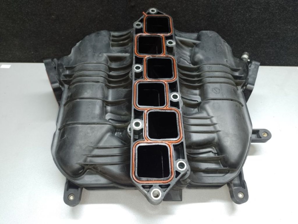 14010-JK20A | Колектор впускний INFINITI M35/M45 04-10