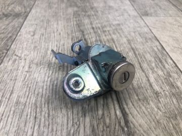 Замок кришки багажника SUBARU LEGACY 09-15 BM