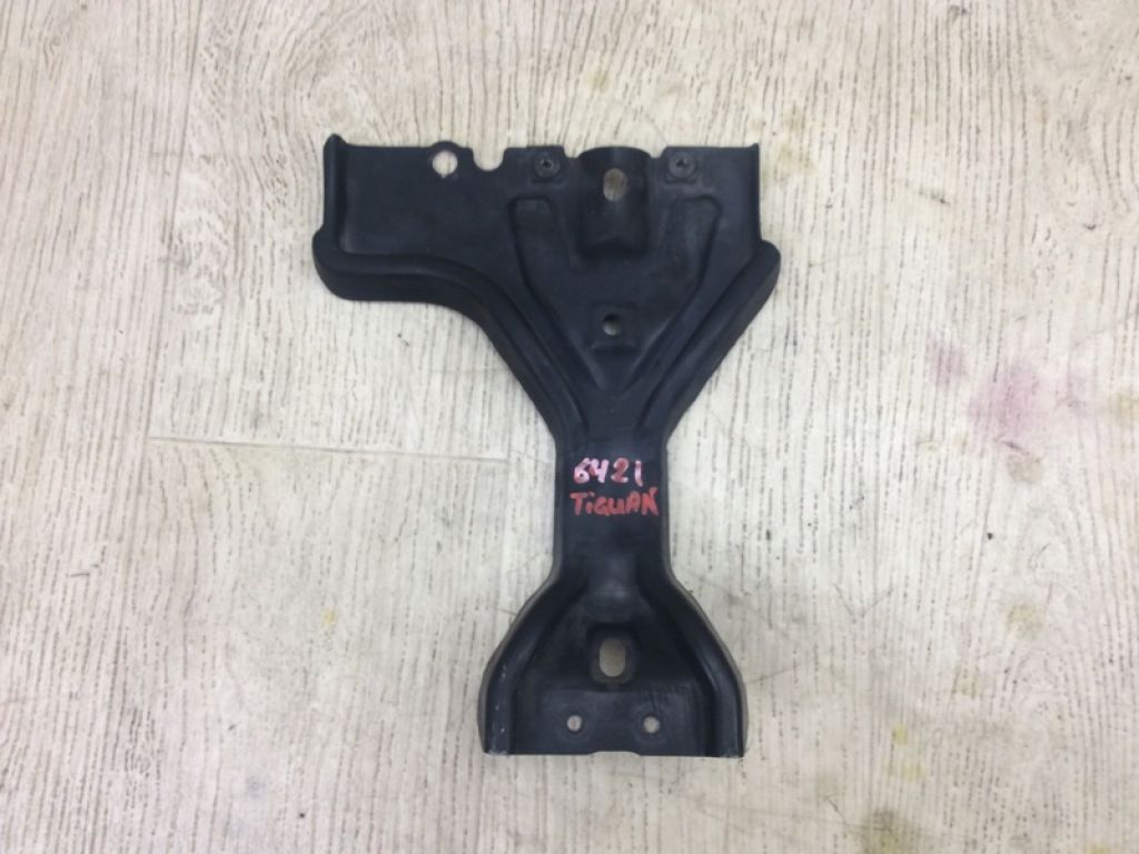 5N0805567E | Кронштейн замка капота VOLKSWAGEN TIGUAN 08-17
