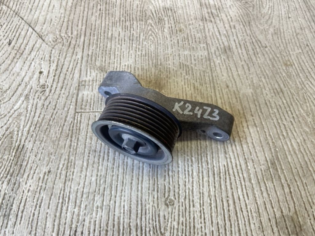31140-RL5-A01 | Натяжитель ремня генератора ACURA TSX 08-14