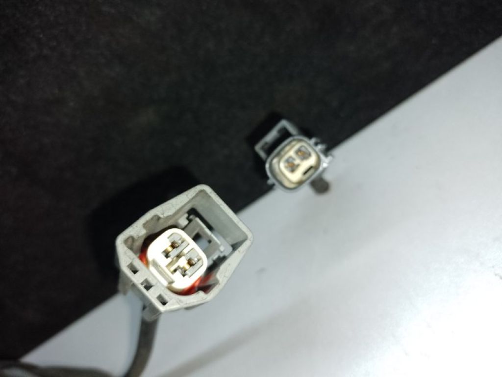 LF01-18-921 | Датчик детонации MAZDA 3 BL 09-13 - Фото 2