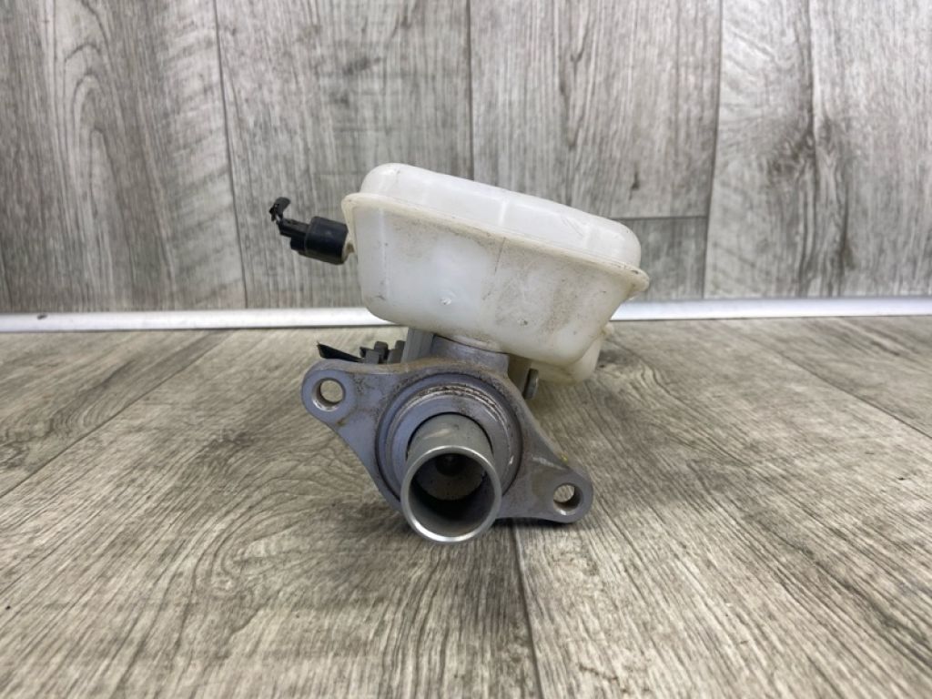 DG9Z-2140-D | Головний гальмівний циліндр FORD FUSION 14- - Фото 3