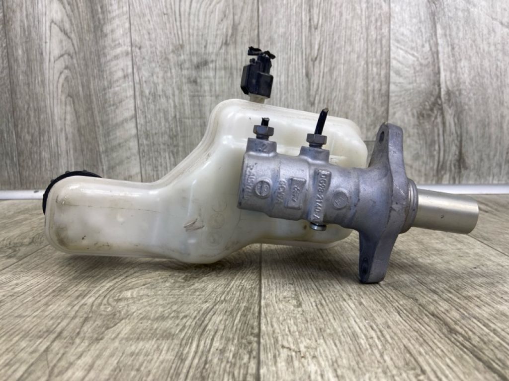 DG9Z-2140-D | Головний гальмівний циліндр FORD FUSION 14- - Фото 5