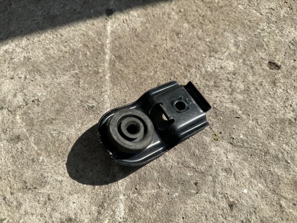 45124AG00A | Кронштейн SUBARU OUTBACK 03-09 BP - Фото 2
