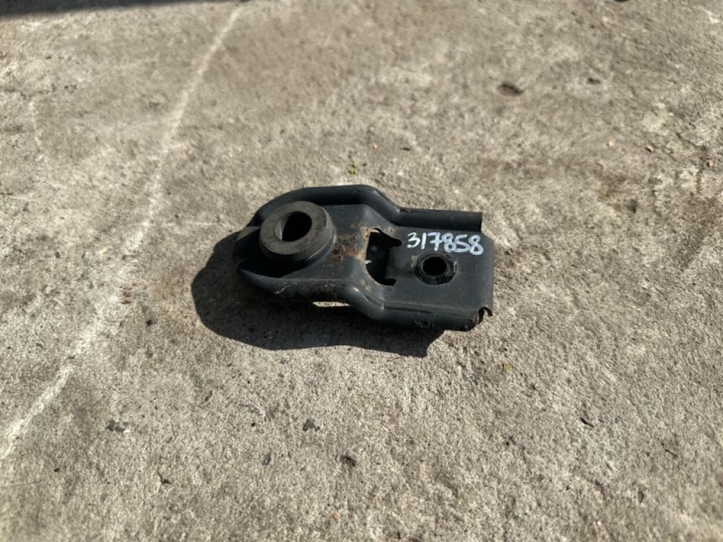 45124AG00A | Кронштейн SUBARU OUTBACK 03-09 BP