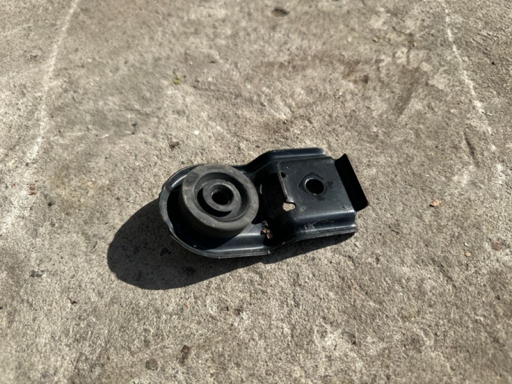 45124AG00A | Кронштейн SUBARU OUTBACK 03-09 BP - Фото 2