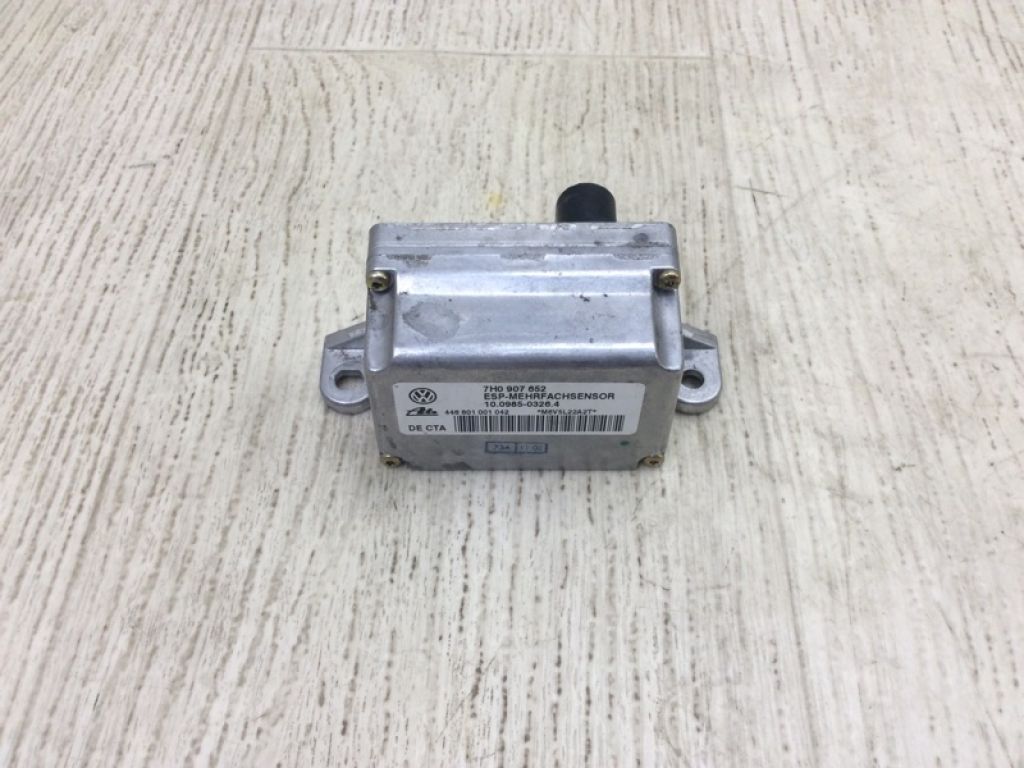 95560614501 | Датчик прискорення PORSCHE CAYENNE 07-10