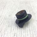 YS4Z-6766-BB | Кришка олійно-заливної горловини FORD FUSION 14- - Прев'ю 2
