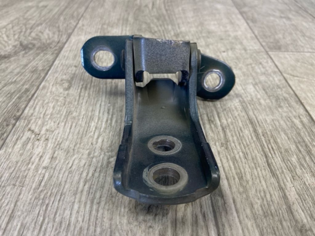 6871002020 | Петля двері верхня передн. прав. TOYOTA CAMRY 70 17- - Фото 2