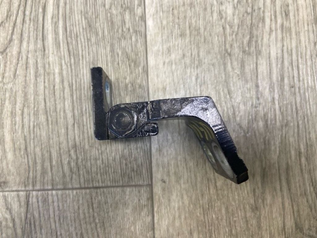 50525348 | Петля двери нижняя задн. лев. FIAT 500L (330) 12-17 - Фото 3