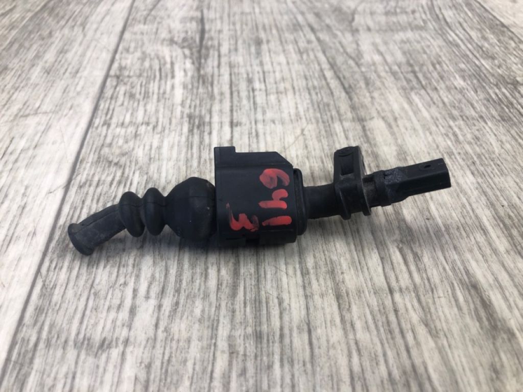 WHT003861 | Датчик ABS передн. лев. AUDI A3 (8V) 12–17