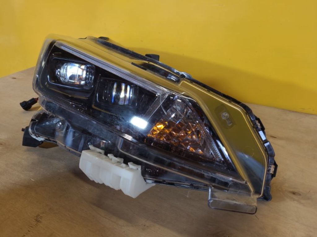 260105SH5A | Фара прав. NISSAN LEAF 18- - Фото 3