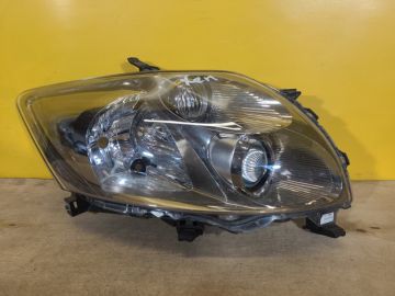 Фара прав. TOYOTA AURIS 06-12