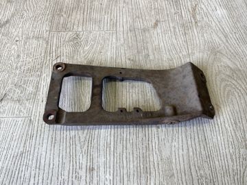 Кронштейн двигуна MITSUBISHI CARISMA 95-04