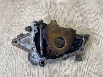 Масляный насос MITSUBISHI CARISMA 95-04