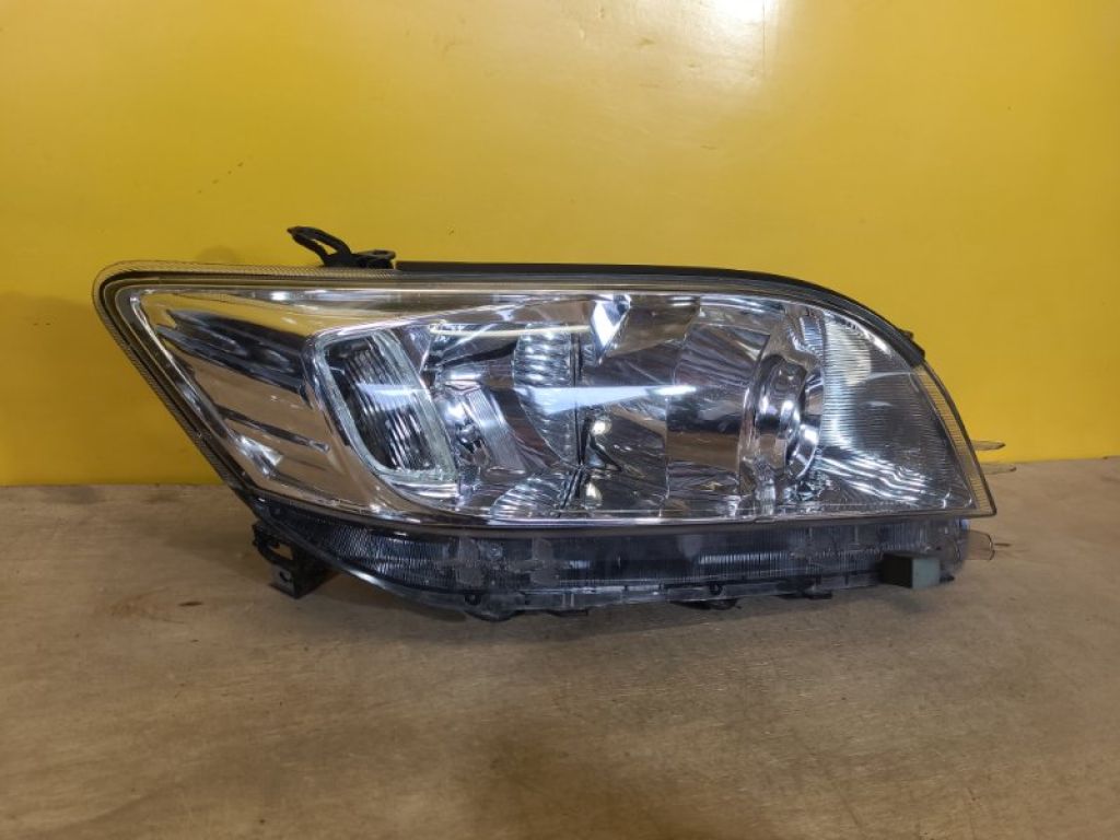 8113042500 | Фара прав. TOYOTA RAV4 05-12 - Фото 4