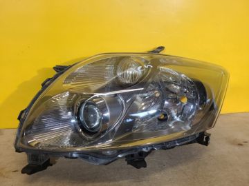 Фара лев. TOYOTA AURIS 06-12