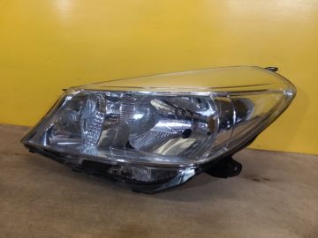 Фара лев. TOYOTA YARIS 11-20