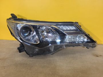 Фара прав. TOYOTA RAV4 13-19